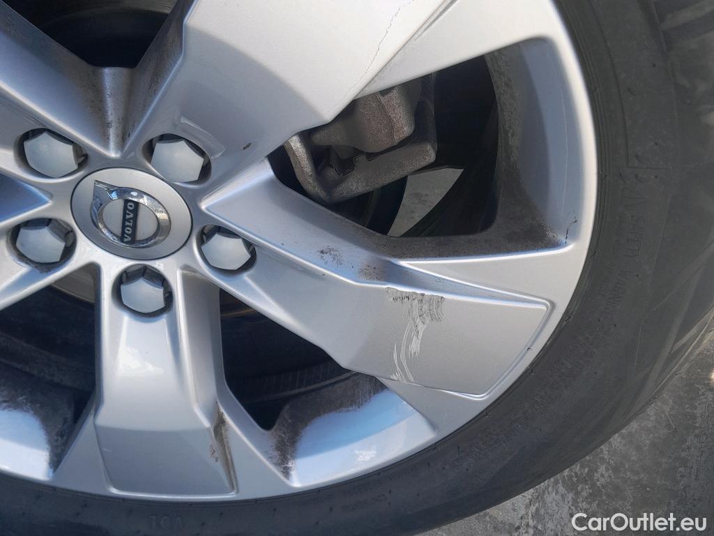  Volvo  XC 40 VOLVO XC40 / 2017 / 5P / todoterreno 1.5 T3 Momentum Pro #21