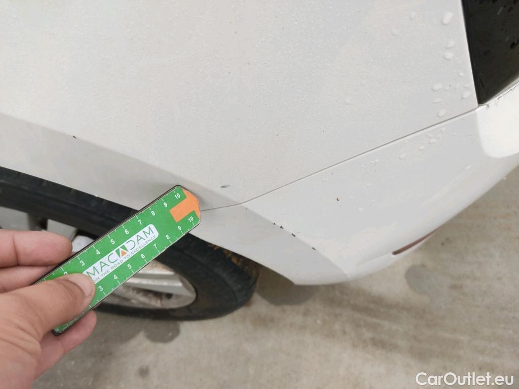  Skoda  Fabia SKODA  / 2018 / 5P / berlina con portón 1.0 TSI 81kW (110cv) Ambition Plus (CX) #9