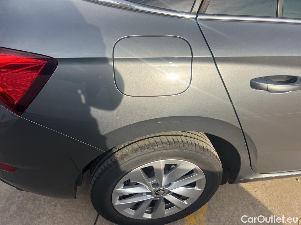  Skoda  Scala SKODA  / 2019 / 5P / berlina con portón 1.0 TSI 81KW (110 CV) Ambition #11