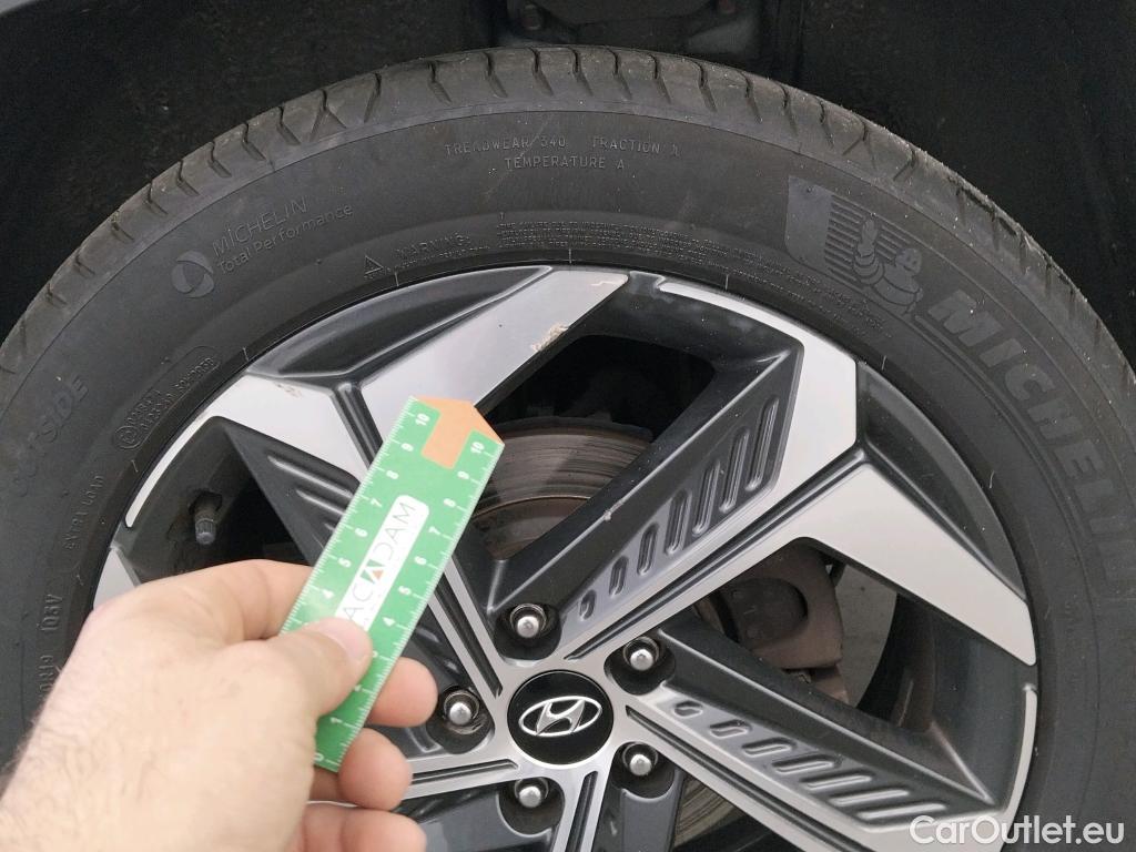  Hyundai  Tucson HYUNDAI  / 2020 / 5P / todoterreno 1.6 TGDI PHEV 195kW Style Auto 4x4 #4