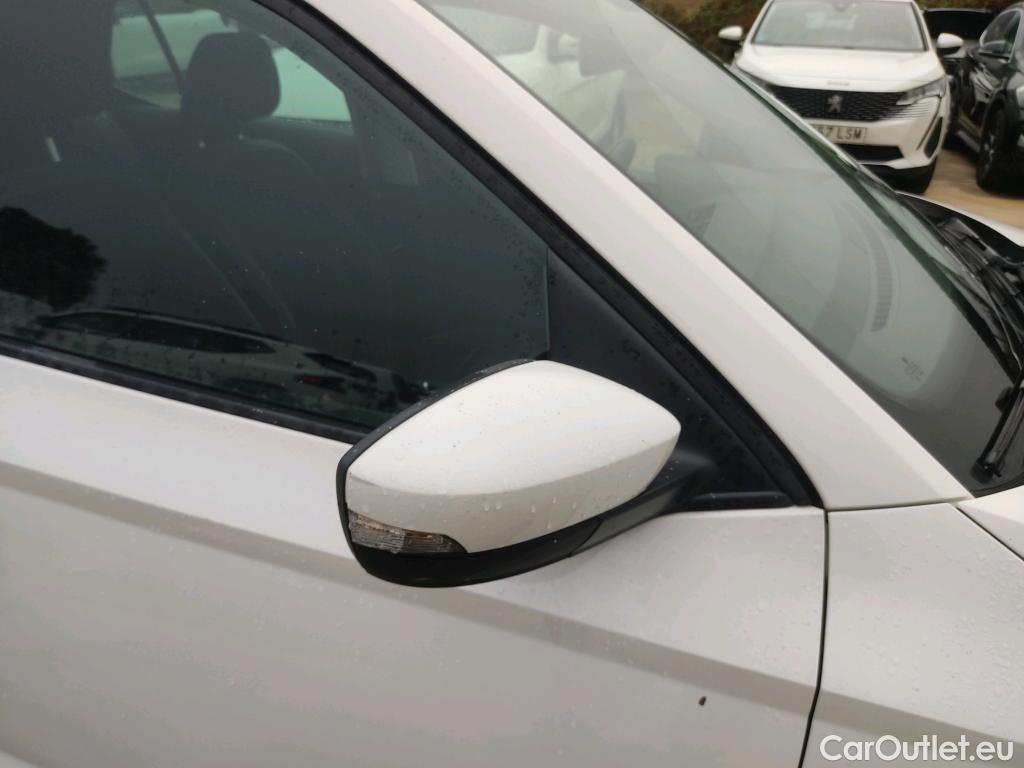  Skoda  Fabia SKODA  / 2018 / 5P / berlina con portón 1.0 TSI 81kW (110cv) Ambition Plus (CX) #22