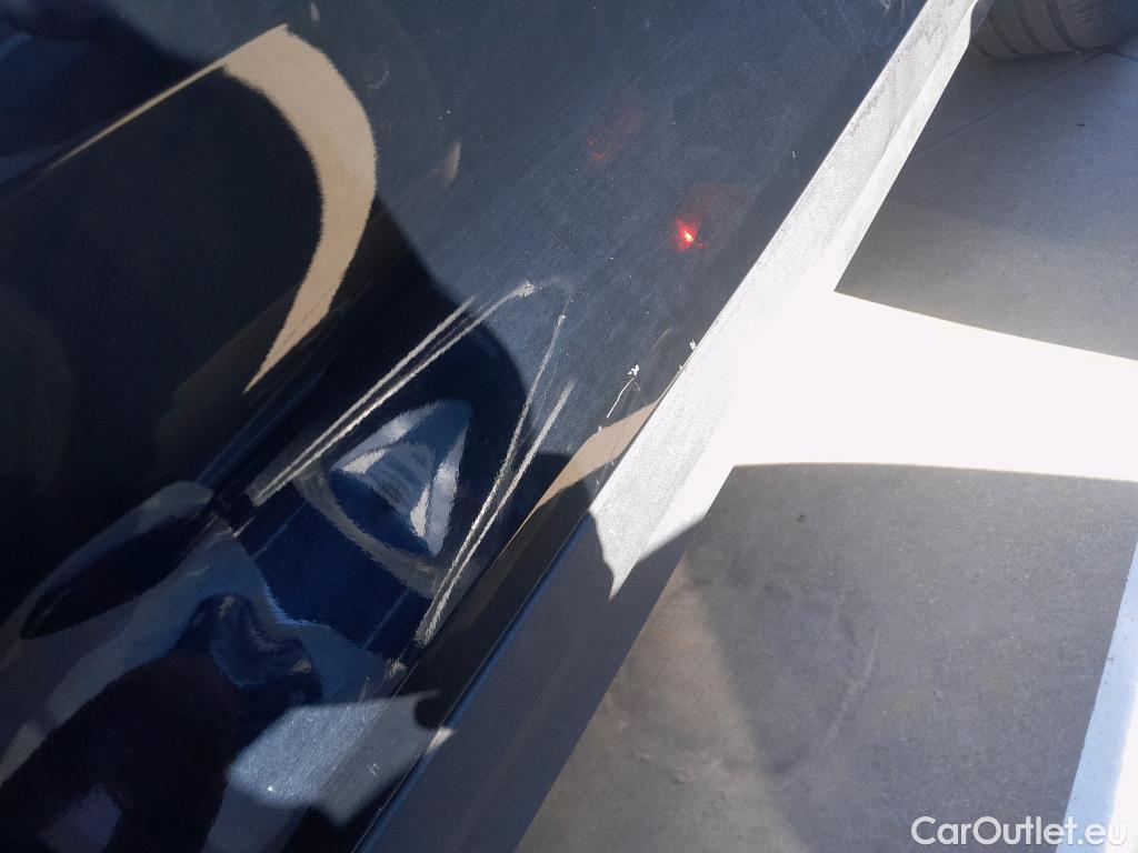  Volvo  XC 40 VOLVO XC40 / 2017 / 5P / todoterreno 1.5 T3 Momentum Pro #15