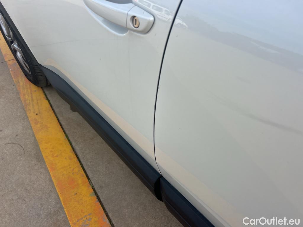  Peugeot  3008 PEUGEOT  / 2020 / 5P / todoterreno 1.5 BlueHDi 96kW (130CV) S&S Active Pack (AC4) #1