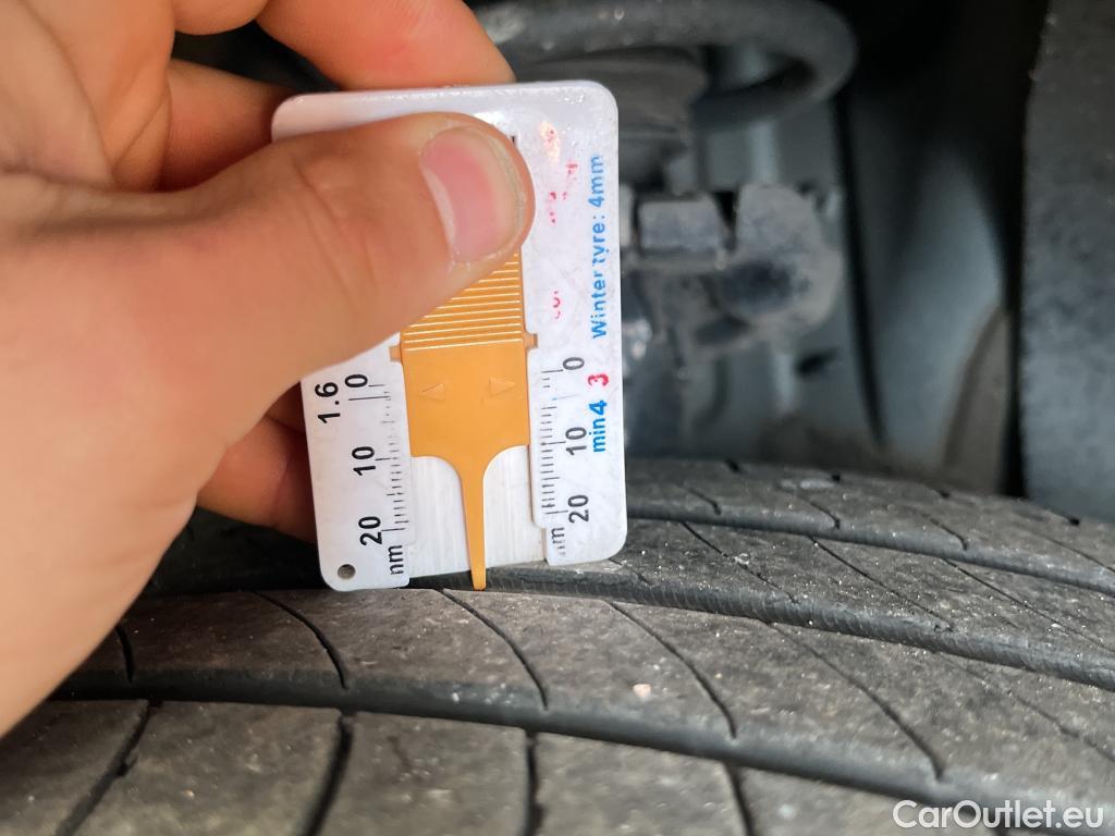  Hyundai  Tucson HYUNDAI  / 2020 / 5P / todoterreno 1.6 TGDI 169kW HEV Tecno Sky Auto #8