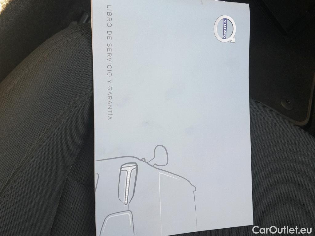  Volvo  XC 40 VOLVO XC40 / 2017 / 5P / todoterreno 1.5 T3 Momentum Pro #25