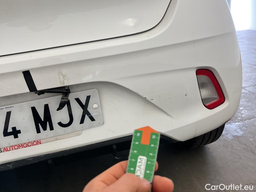  Hyundai  i10 HYUNDAI  / 2020 / 5P / berlina con portón 1.0 Essence #12