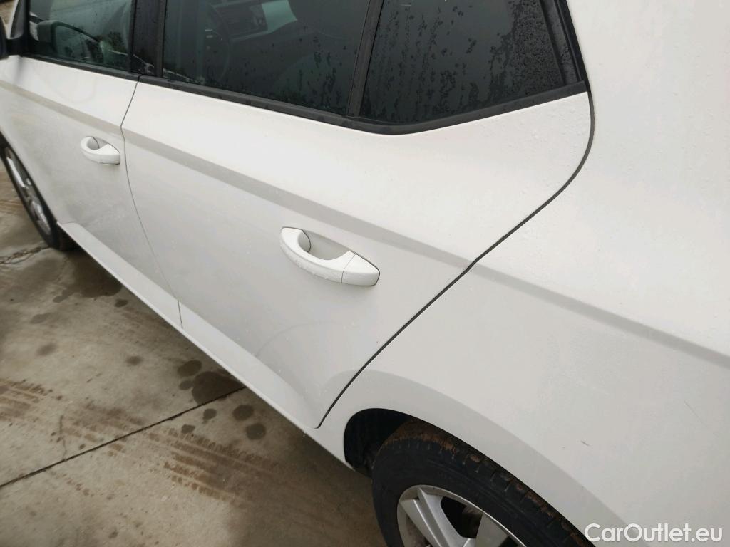  Skoda  Fabia SKODA  / 2018 / 5P / berlina con portón 1.0 TSI 81kW (110cv) Ambition Plus (CX) #10