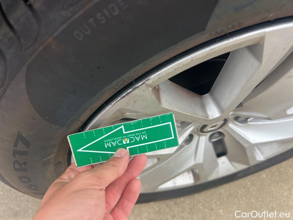  Renault  Captur  II Evolution 1.6 E-TECH Plug-in ATV E6d #24