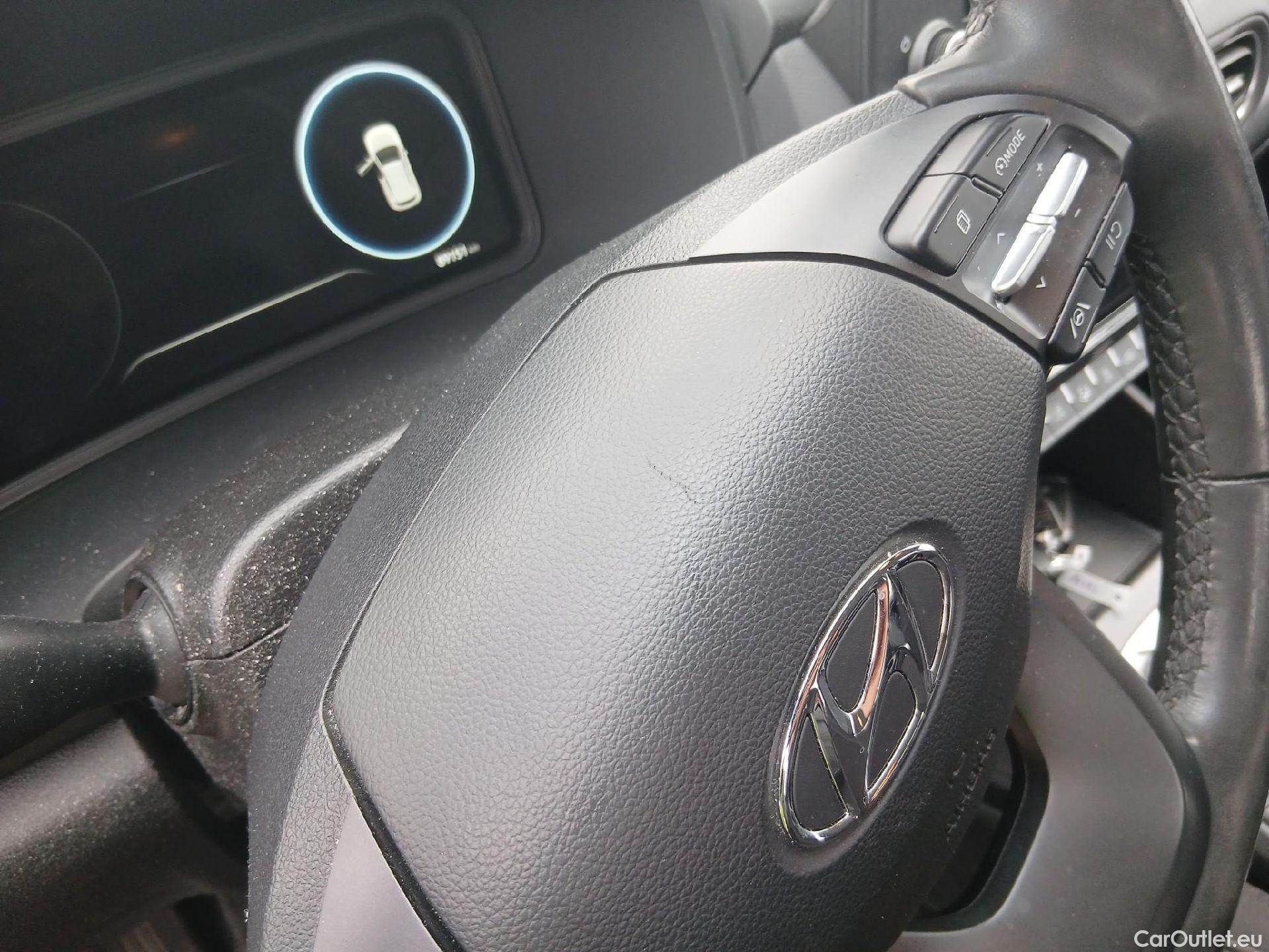  Hyundai  Konna HYUNDAI Kona / 2020 / 5P / todoterreno 1.0 TGDI 48V Maxx 4X2 #4