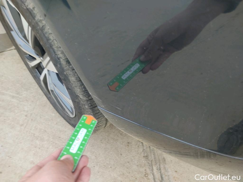  Volvo  XC60 VOLVO  / 2017 / 5P / todoterreno 2.0 B4 D Momentum Pro Auto #38