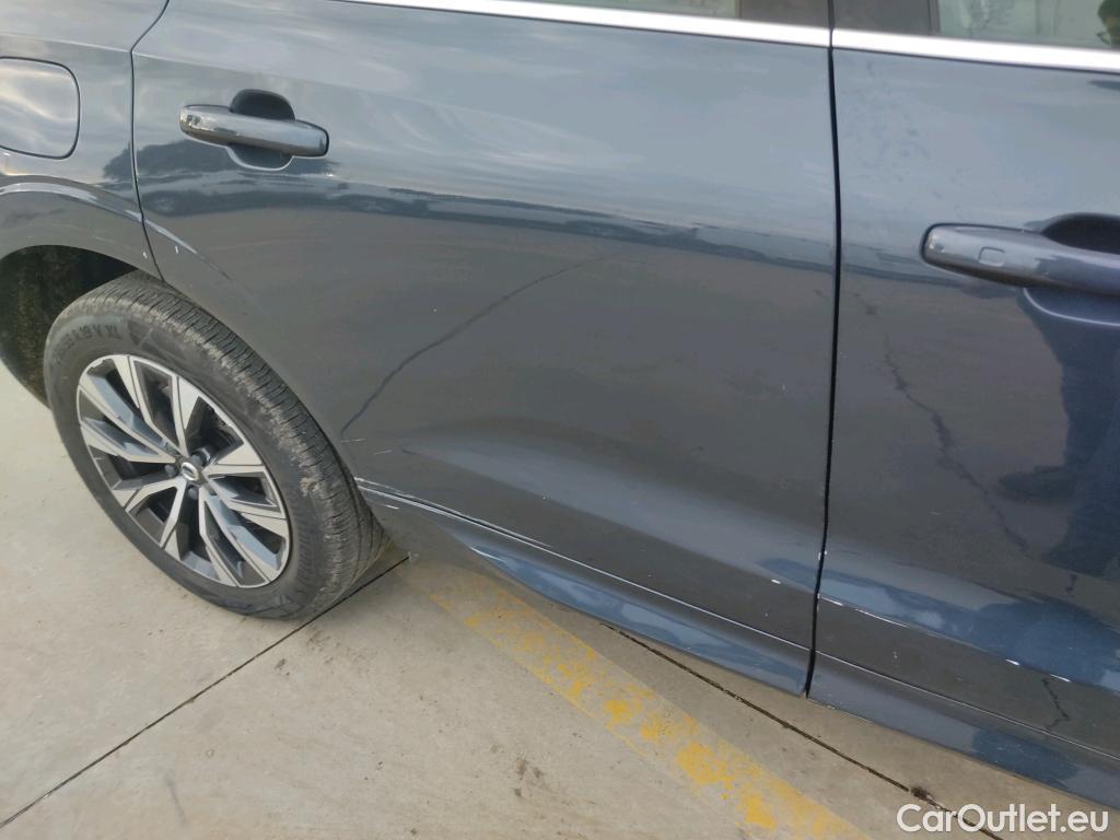  Volvo  XC60 VOLVO  / 2017 / 5P / todoterreno 2.0 B4 D Momentum Pro Auto #21