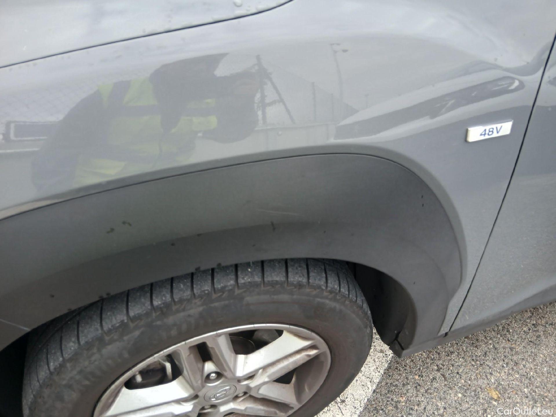  Hyundai  Konna HYUNDAI Kona / 2020 / 5P / todoterreno 1.0 TGDI 48V Maxx 4X2 #28