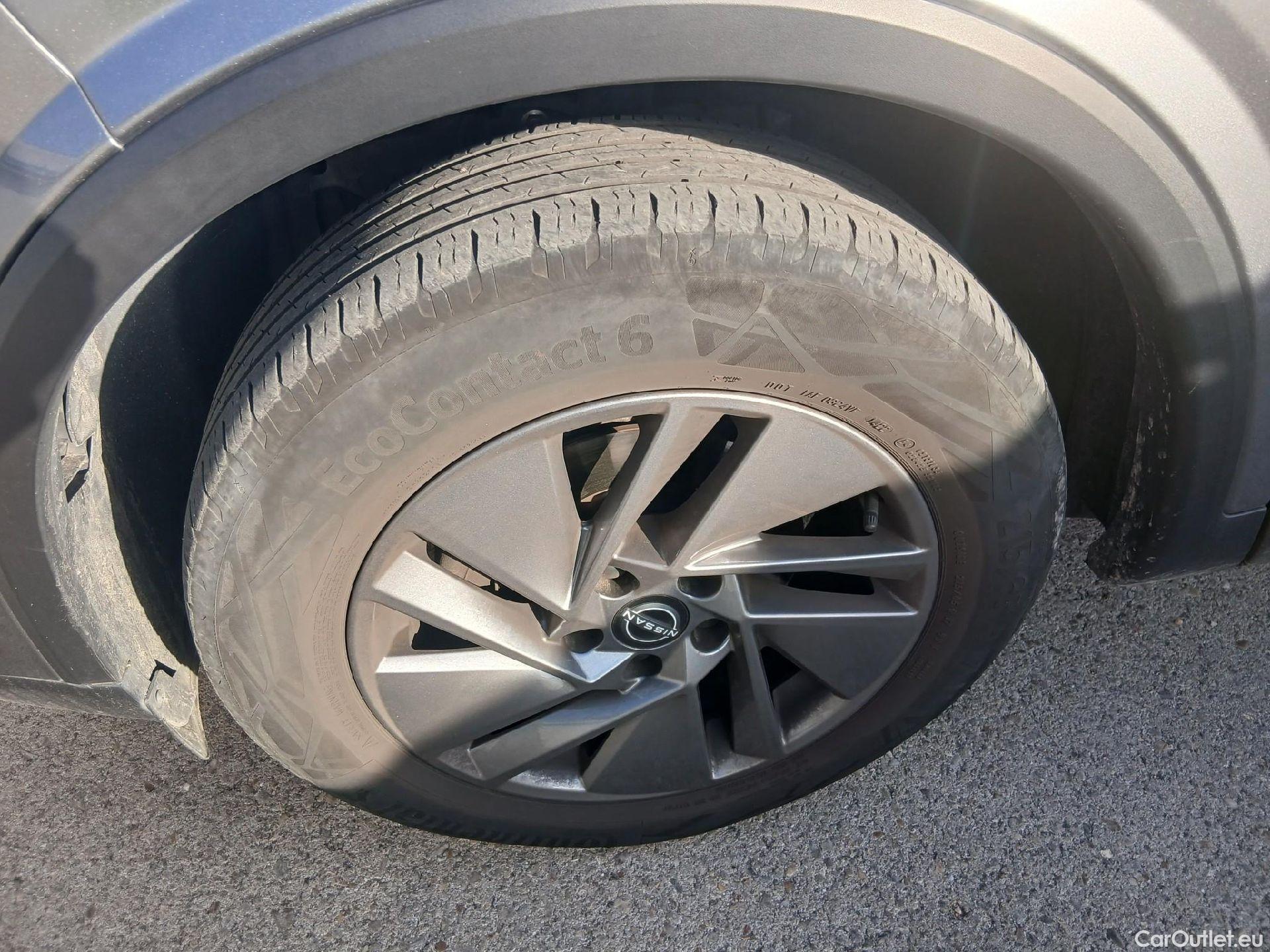  Nissan  Qashqai NISSAN  / 2021 / 5P / todoterreno DIG-T 116kW (158CV) mHEV Xtronic Acenta (AC4) #1