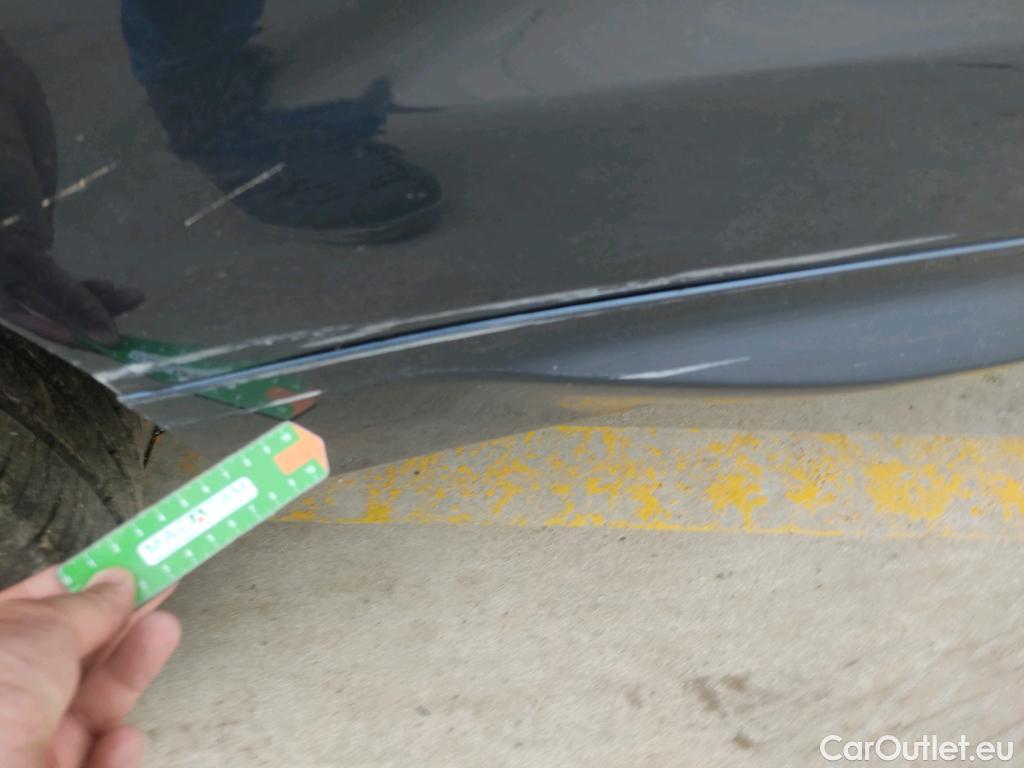  Volvo  XC60 VOLVO  / 2017 / 5P / todoterreno 2.0 B4 D Momentum Pro Auto #24