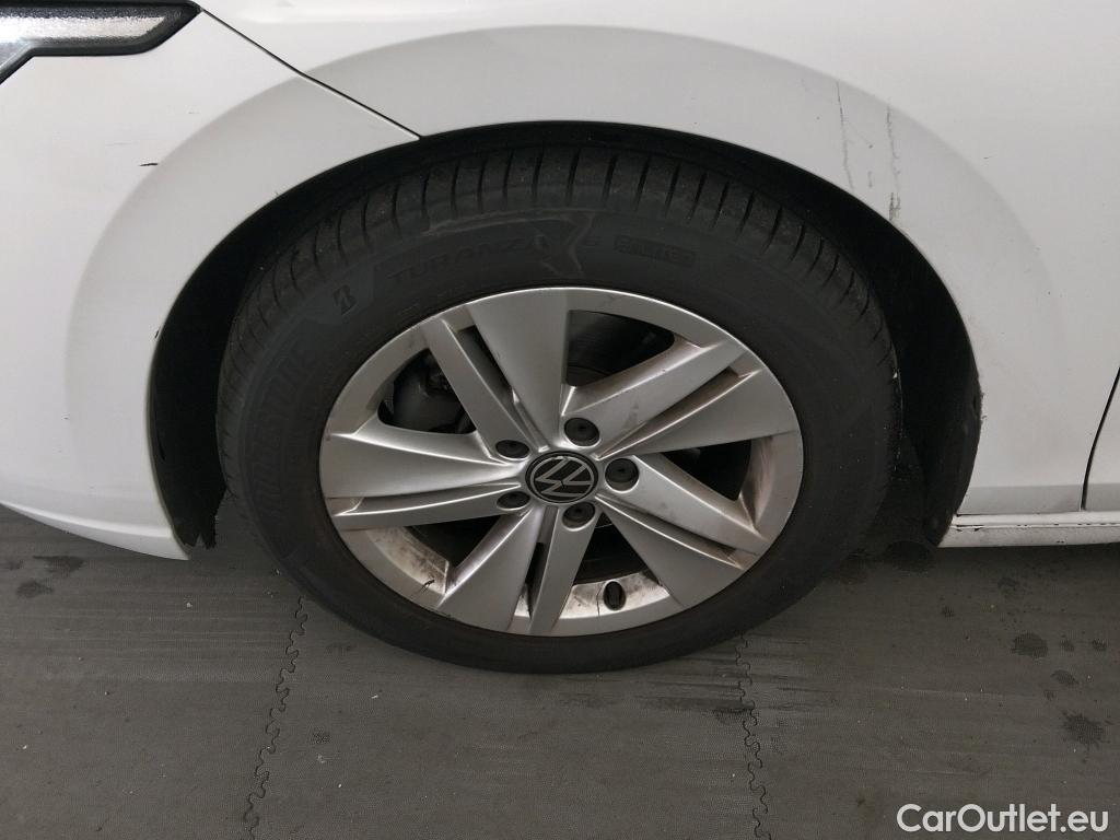  Volkswagen  Golf  VOLKSWAGEN / 2020 / 5P / berlina con portón Life 2.0 TDI 85kW (115CV) (CM) #7