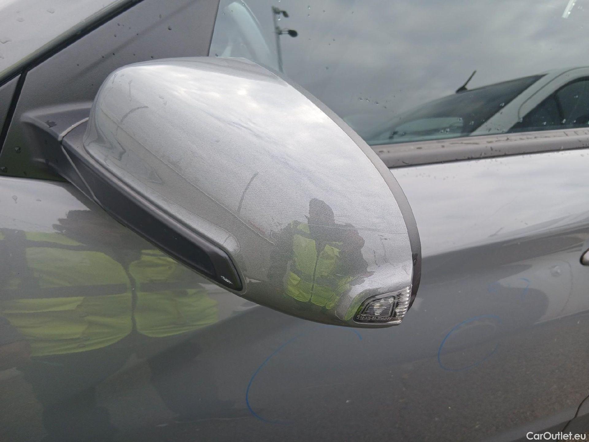  Hyundai  Konna HYUNDAI Kona / 2020 / 5P / todoterreno 1.0 TGDI 48V Maxx 4X2 #32