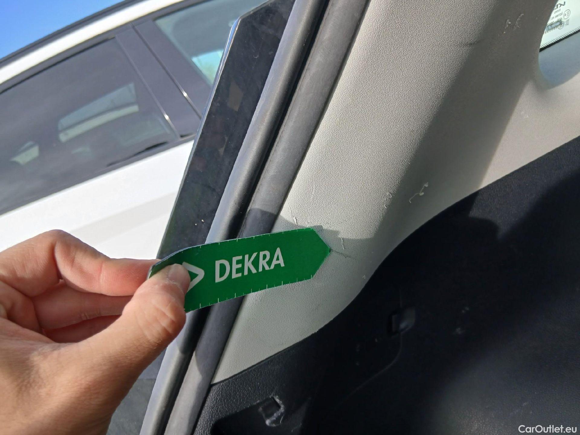  KIA  Niro KIA  1.6 GDi PHEV 104kW (141CV) Drive (AC) #46