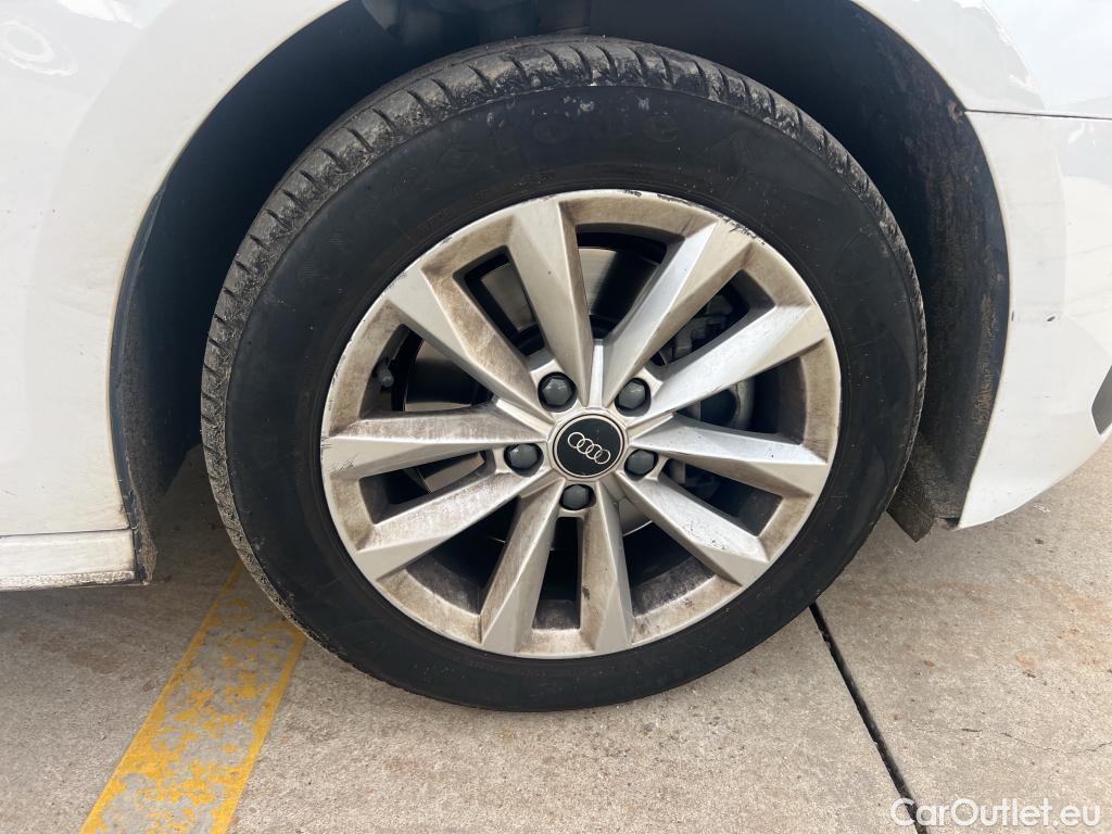  Audi  A3 AUDI  / 2020 / 5P / berlina con portón Sportback 30 TFSI 81kW (110CV) S tronic #16