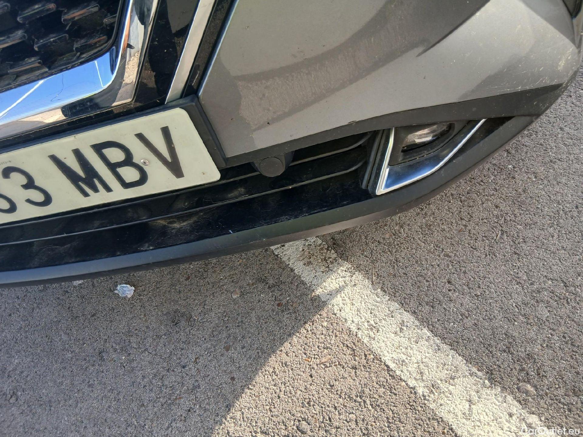  Nissan  Qashqai NISSAN  / 2021 / 5P / todoterreno DIG-T 116kW (158CV) mHEV Xtronic Acenta (AC4) #9