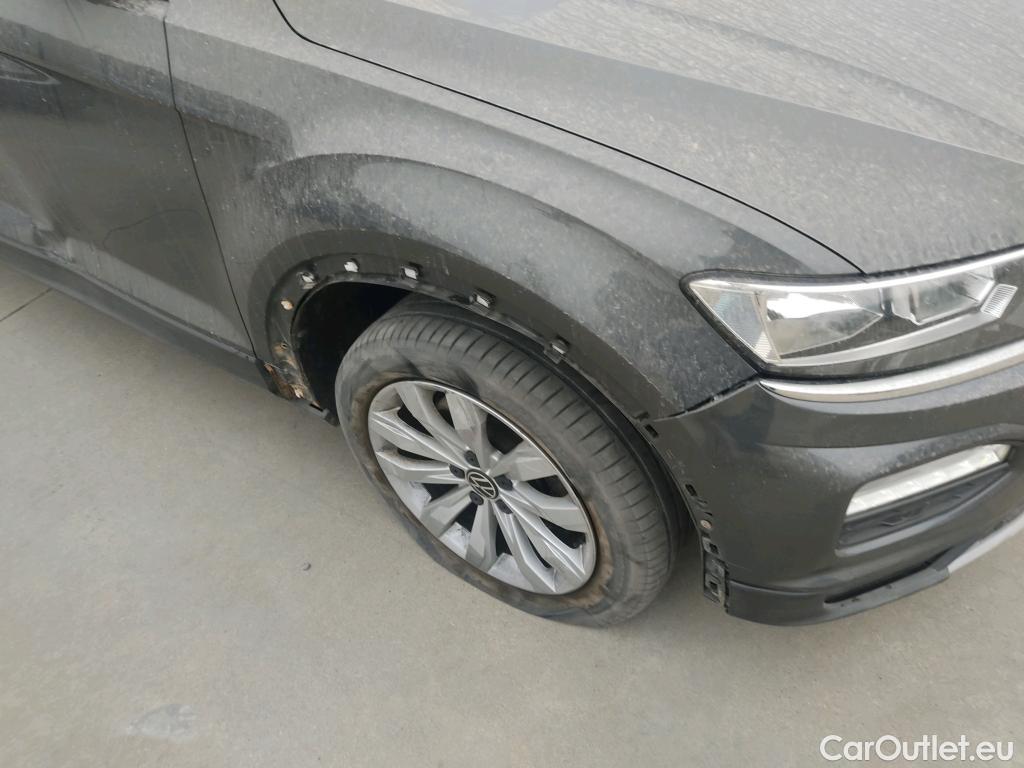  Volkswagen  T-ROC  Advance 2.0 TDI 150CV AT7 E6d #9