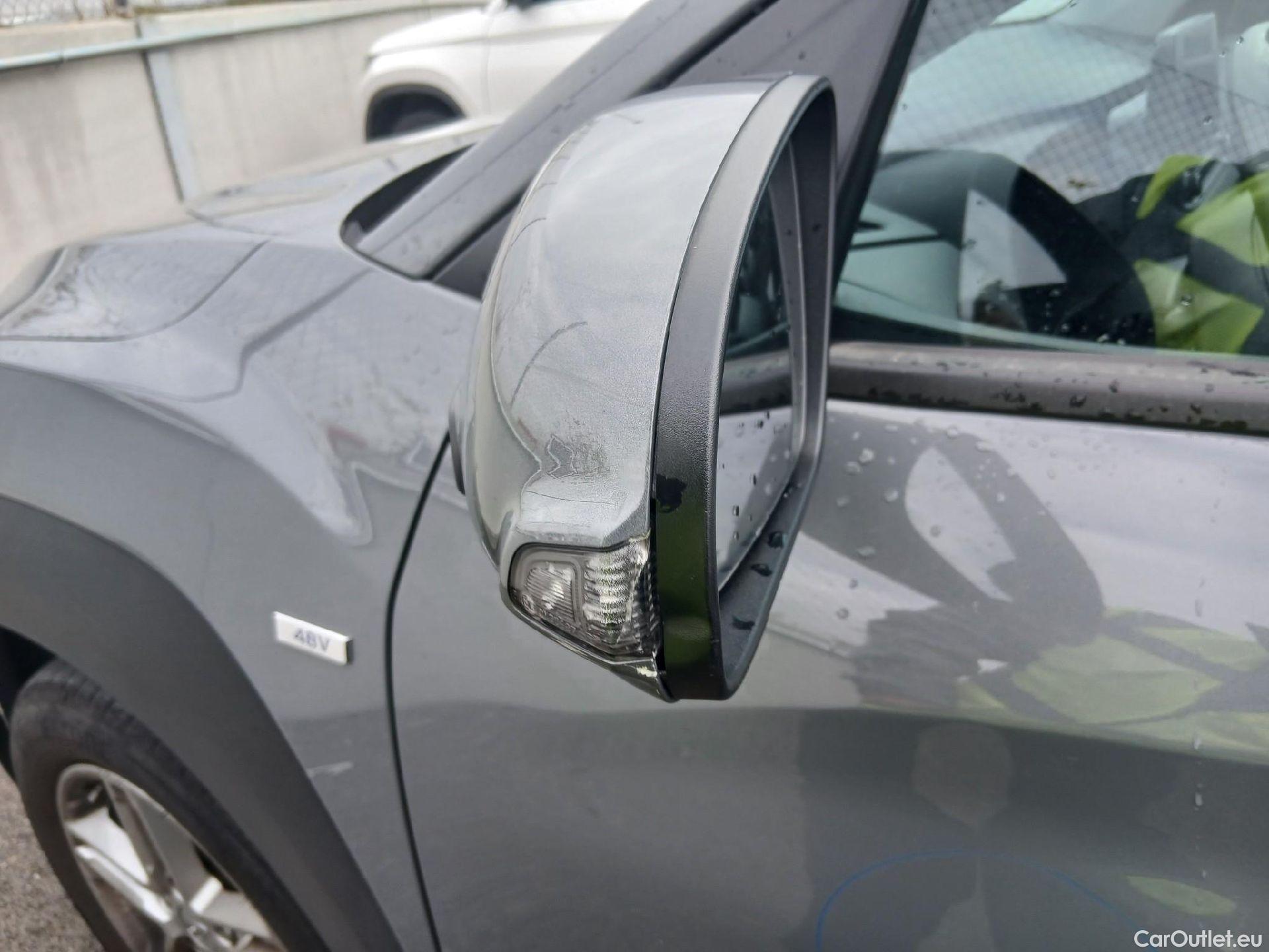  Hyundai  Konna HYUNDAI Kona / 2020 / 5P / todoterreno 1.0 TGDI 48V Maxx 4X2 #33