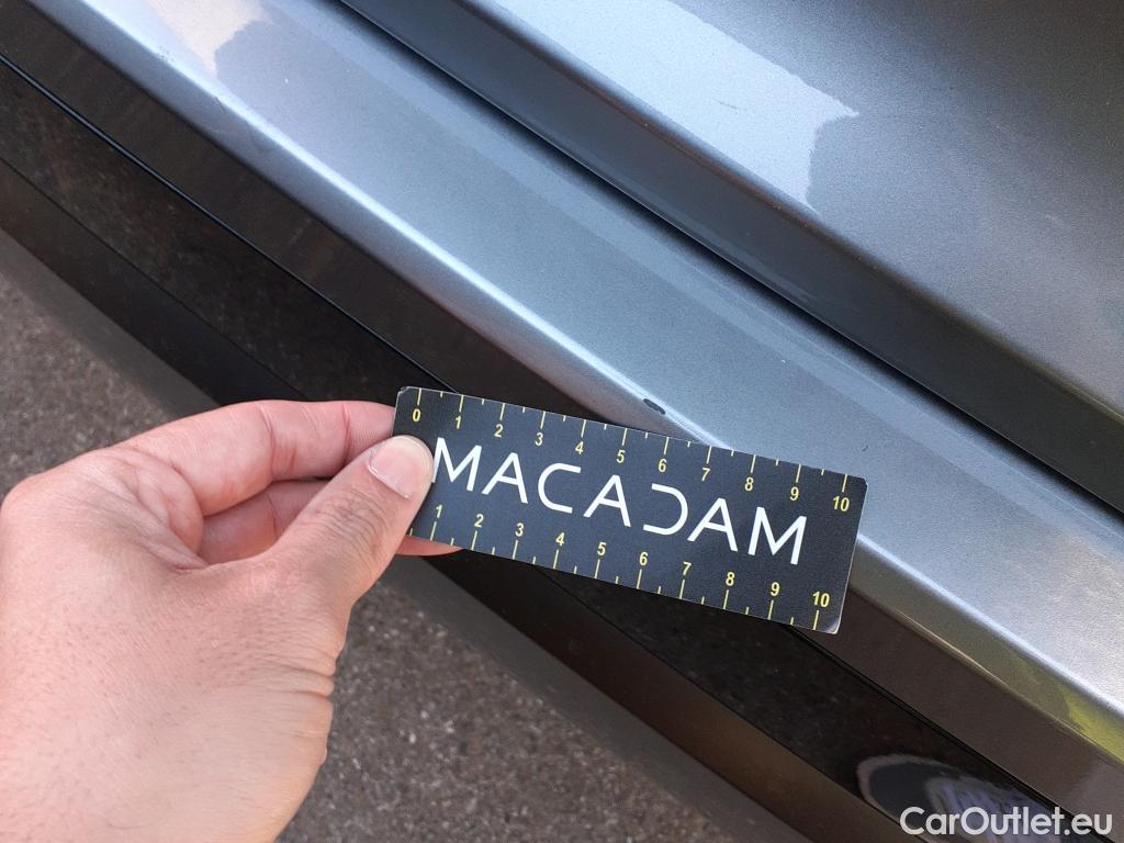  KIA  Niro KIA  / 2022 / 5P / crossover 1.6 GDi HEV 104kW (141CV) Drive #17