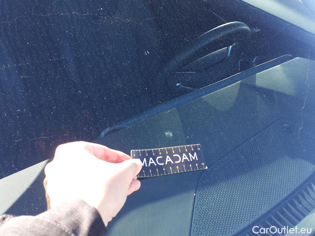  KIA  Niro KIA  / 2022 / 5P / crossover 1.6 GDi HEV 104kW (141CV) Drive #8