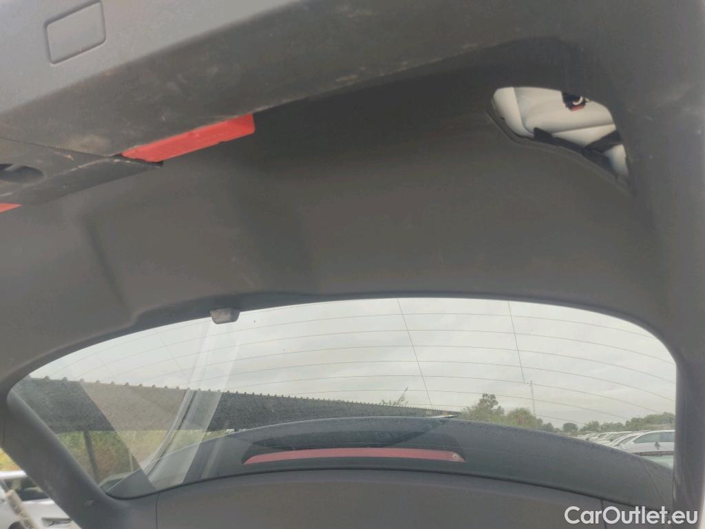  Volkswagen  T-ROC VOLKSWAGEN  / 2017 / 5P / todoterreno Advance 2.0 TDI 85kW (115CV) #8