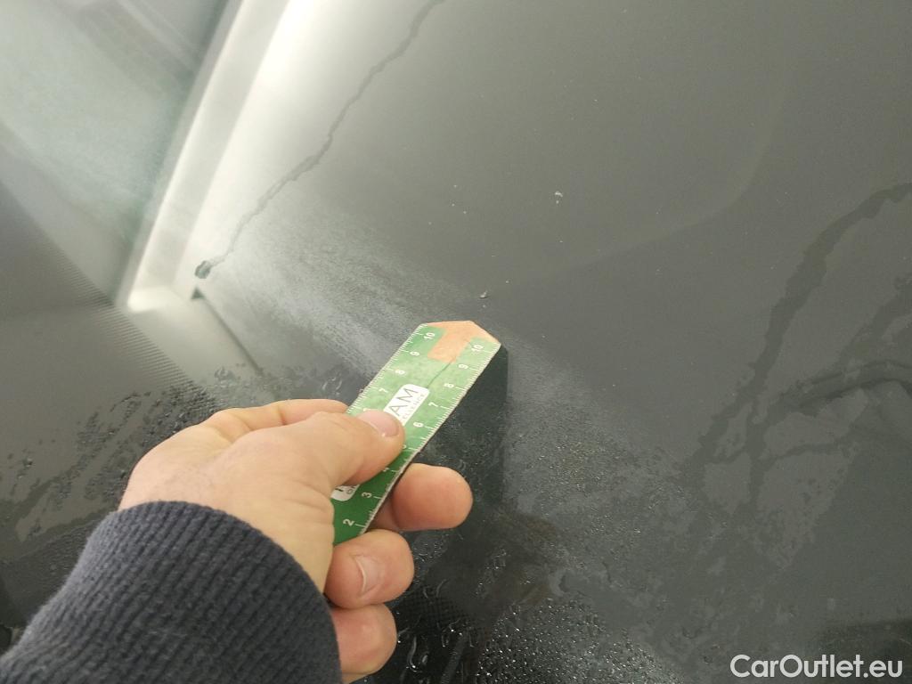  Volkswagen  Golf  VOLKSWAGEN / 2020 / 5P / berlina con portón Life 2.0 TDI 85kW (115CV) (CM) #2