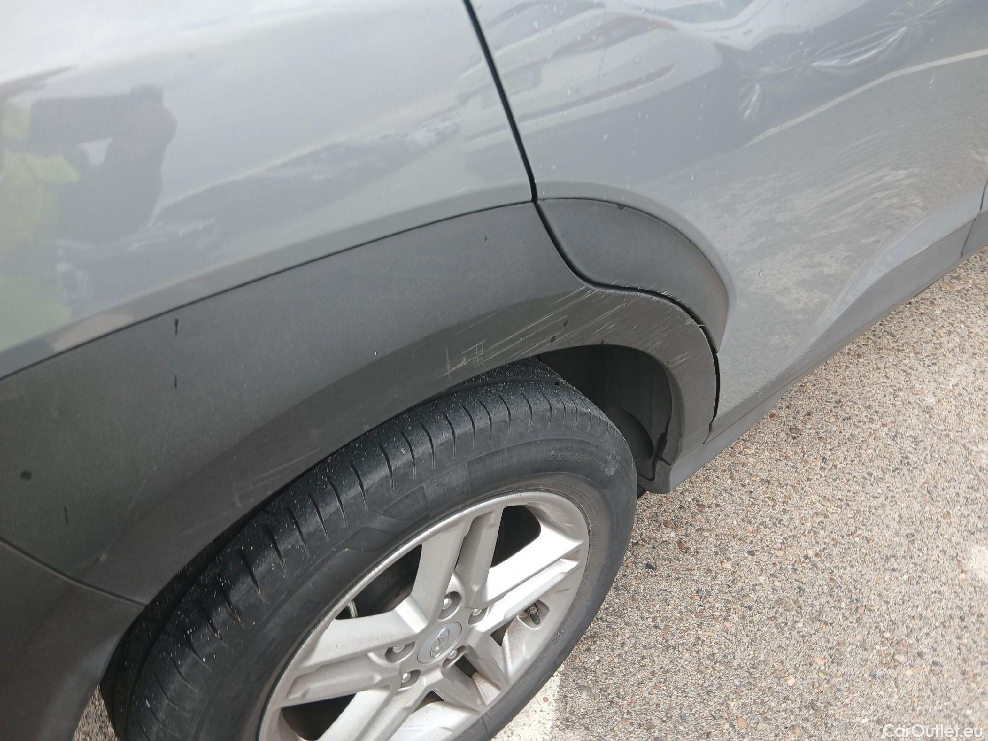  Hyundai  Konna HYUNDAI Kona / 2020 / 5P / todoterreno 1.0 TGDI 48V Maxx 4X2 #39