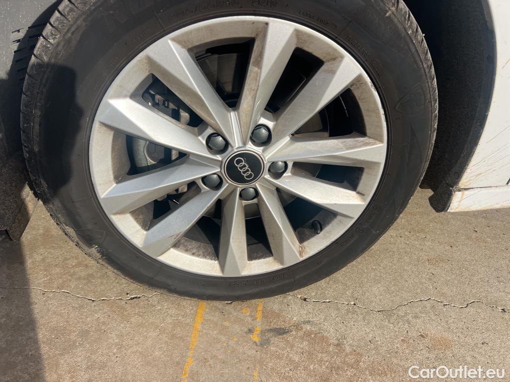  Audi  A3 AUDI  / 2020 / 5P / berlina con portón Sportback 30 TFSI 81kW (110CV) S tronic #14