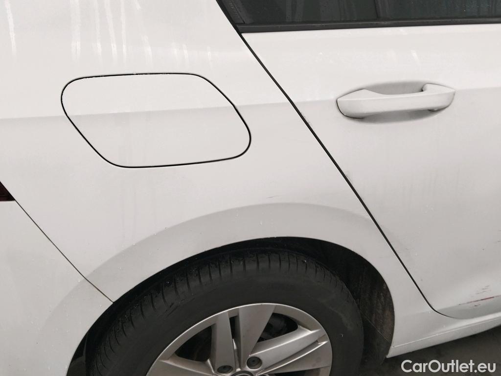  Volkswagen  Golf  VOLKSWAGEN / 2020 / 5P / berlina con portón Life 2.0 TDI 85kW (115CV) (CM) #17