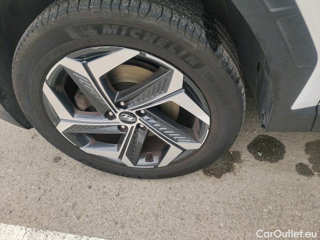  Hyundai  Tucson HYUNDAI  / 2020 / 5P / todoterreno 1.6 TGDI 169kW HEV Tecno Sky Auto #1