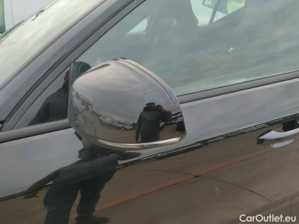  Volvo  XC 40 VOLVO XC40 / 2017 / 5P / todoterreno 1.5 T2 Momentum Core #25