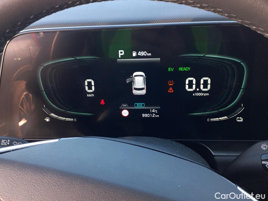  KIA  Niro KIA  / 2022 / 5P / crossover 1.6 GDi HEV 104kW (141CV) Drive #22