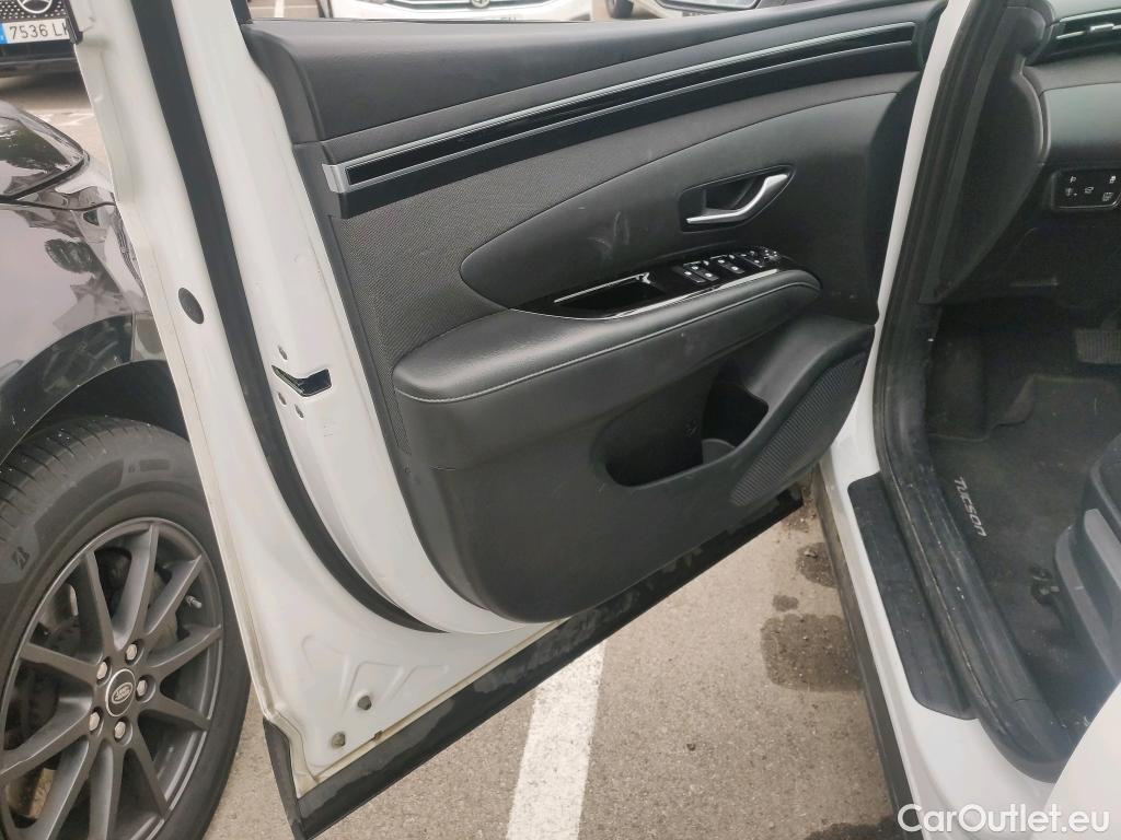  Hyundai  Tucson HYUNDAI  / 2020 / 5P / todoterreno 1.6 TGDI 169kW HEV Tecno Sky Auto #17