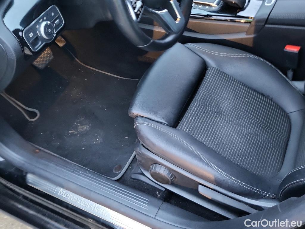  Mercedes  CLA-Klasse MERCEDES-BENZ CLA / 2019 / 4P / coupé CLA 200 D DCT #14