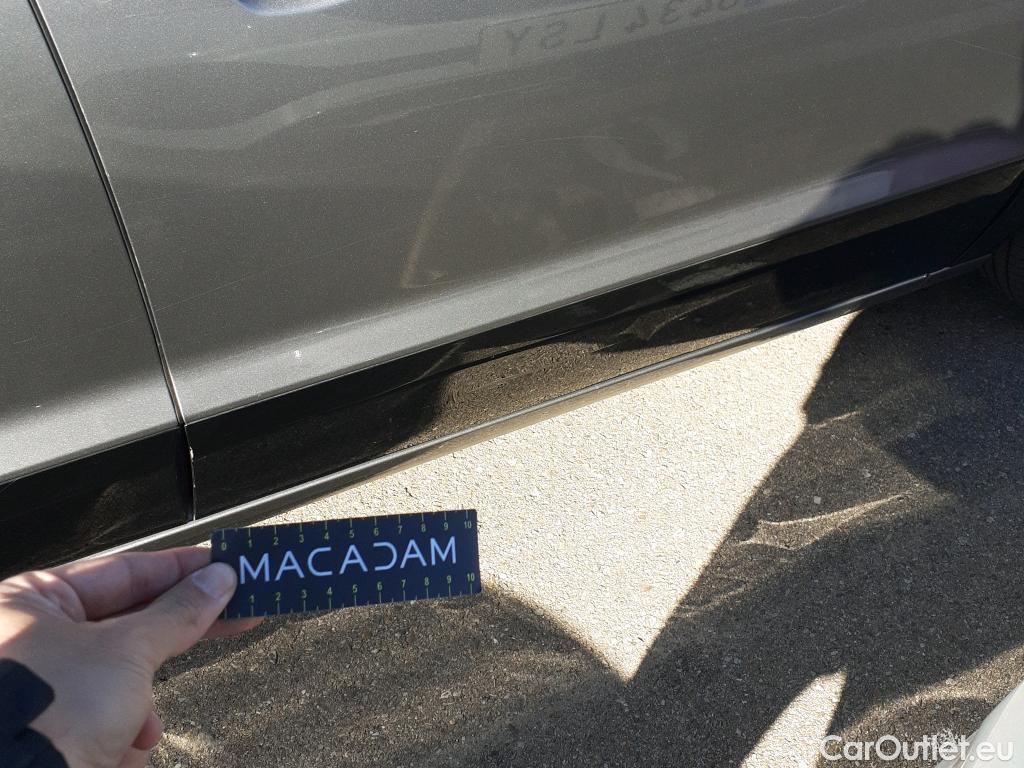  KIA  Niro KIA  / 2022 / 5P / crossover 1.6 GDi HEV 104kW (141CV) Drive #19