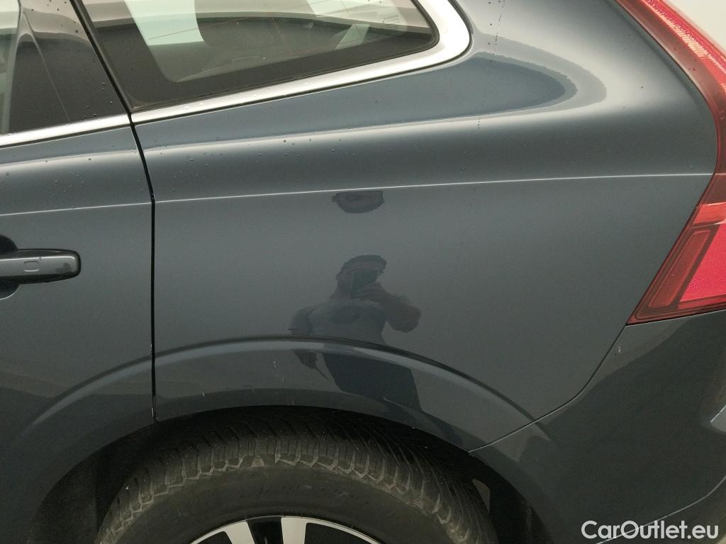  Volvo  XC60 VOLVO  / 2017 / 5P / todoterreno 2.0 B4 D AWD Momentum Pro Auto #3