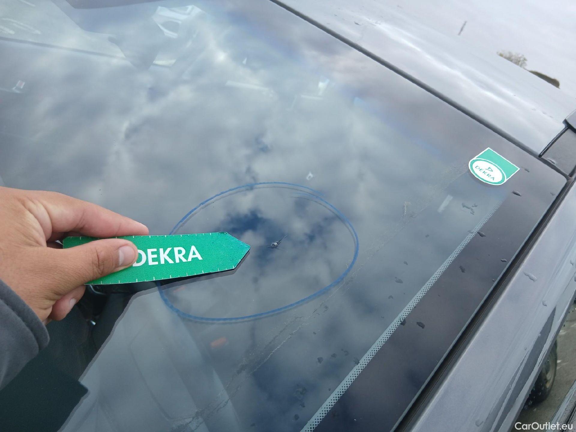  Hyundai  Konna HYUNDAI Kona / 2020 / 5P / todoterreno 1.0 TGDI 48V Maxx 4X2 #24