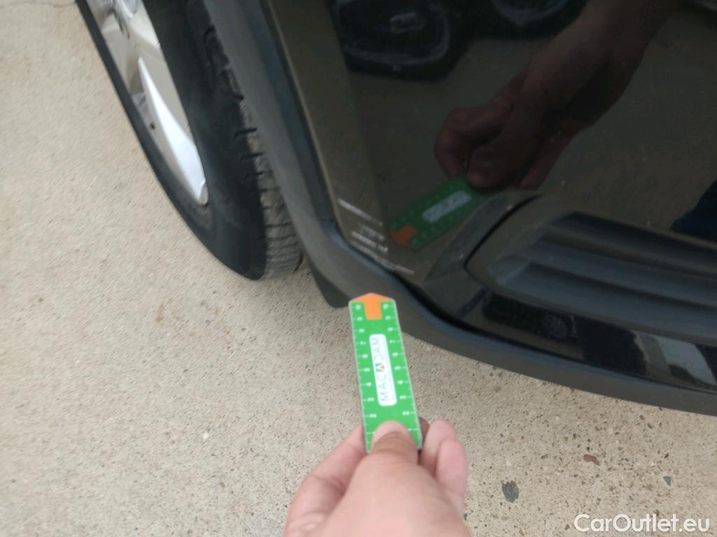  Volvo  XC 40 VOLVO XC40 / 2017 / 5P / todoterreno 1.5 T2 Momentum Core #14