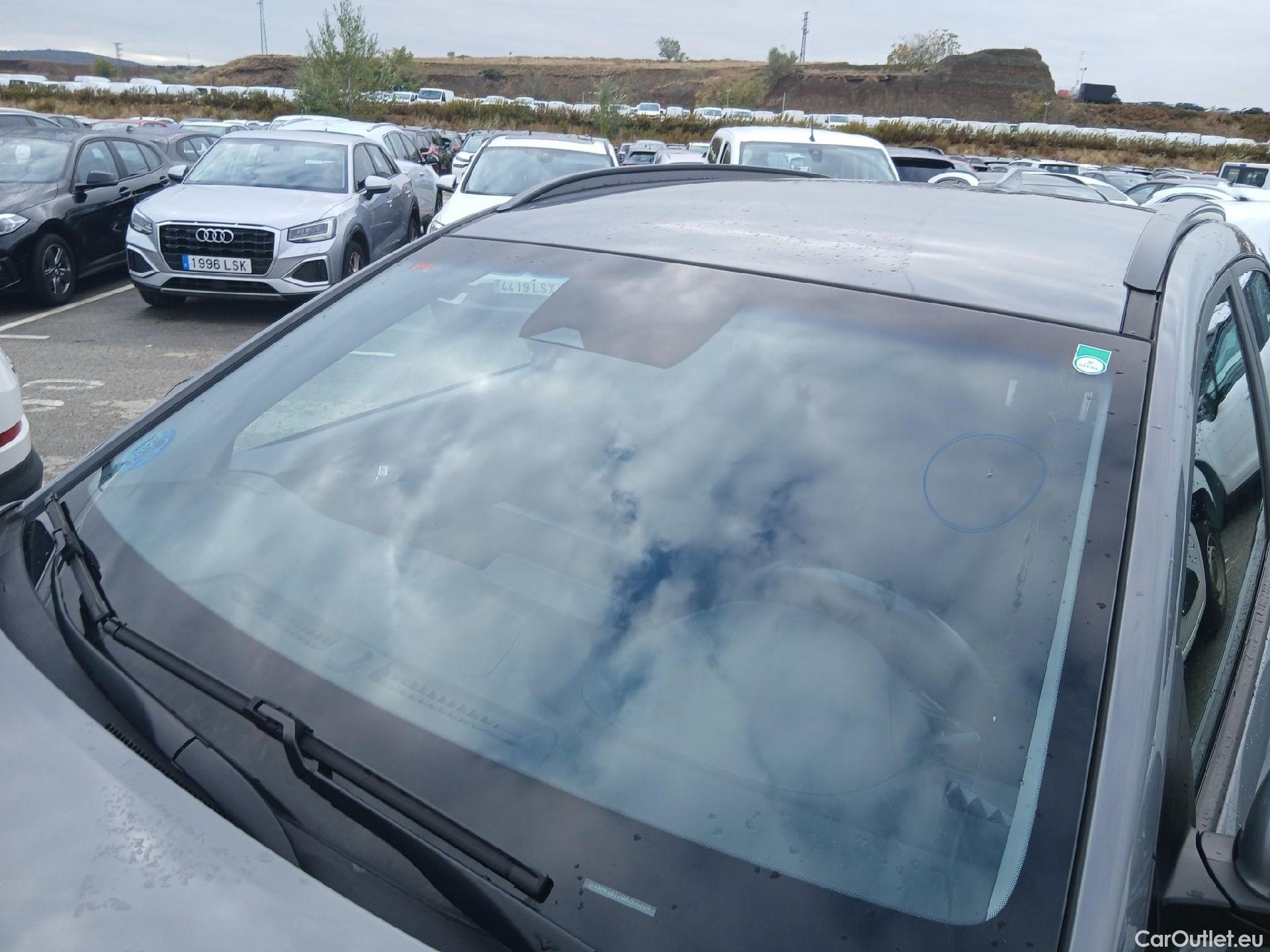  Hyundai  Konna HYUNDAI Kona / 2020 / 5P / todoterreno 1.0 TGDI 48V Maxx 4X2 #26