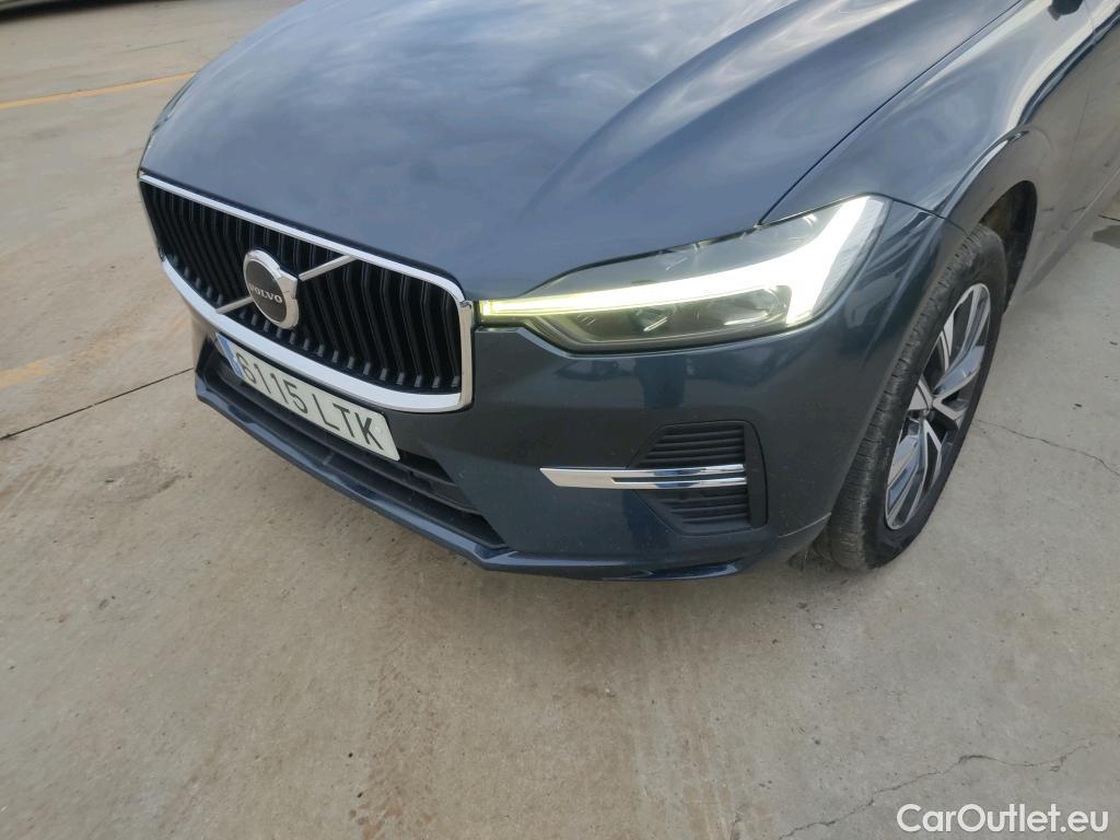  Volvo  XC60 VOLVO  / 2017 / 5P / todoterreno 2.0 B4 D Momentum Pro Auto #25