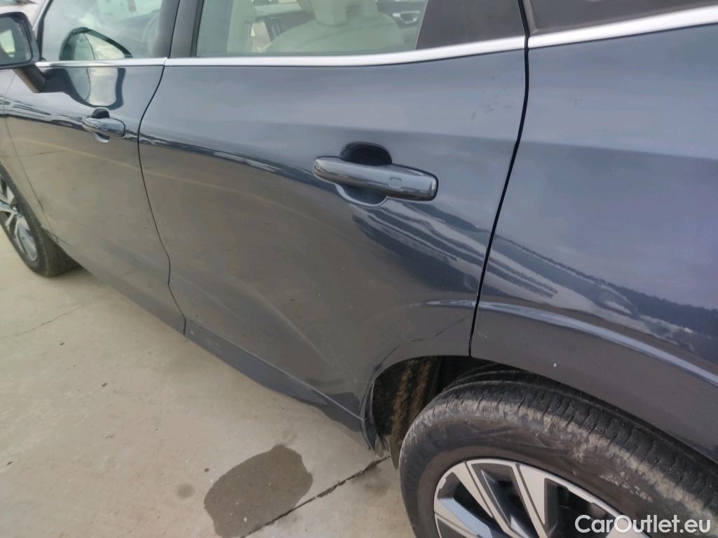  Volvo  XC60 VOLVO  / 2017 / 5P / todoterreno 2.0 B4 D Momentum Pro Auto #31