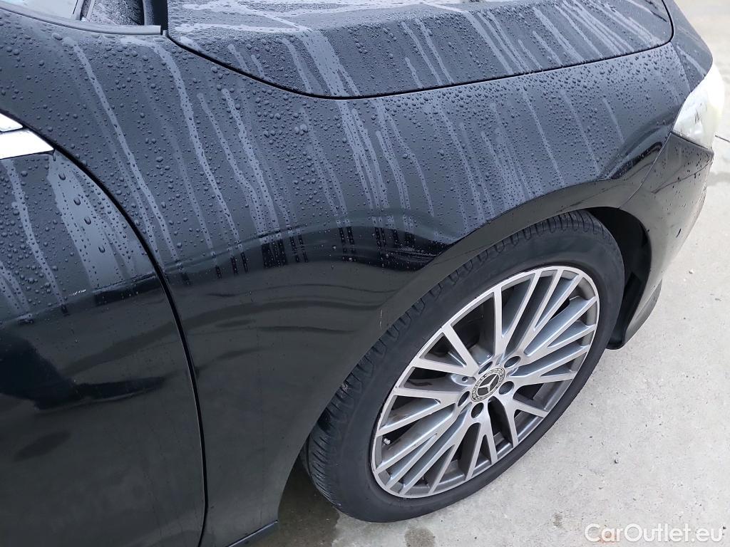  Mercedes  CLA-Klasse MERCEDES-BENZ CLA / 2019 / 4P / coupé CLA 200 D DCT #16