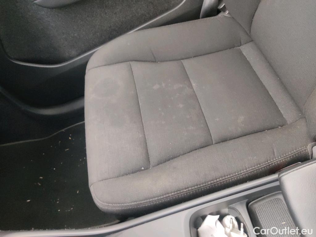  Volvo  XC 40 VOLVO XC40 / 2017 / 5P / todoterreno 1.5 T2 Momentum Core #21