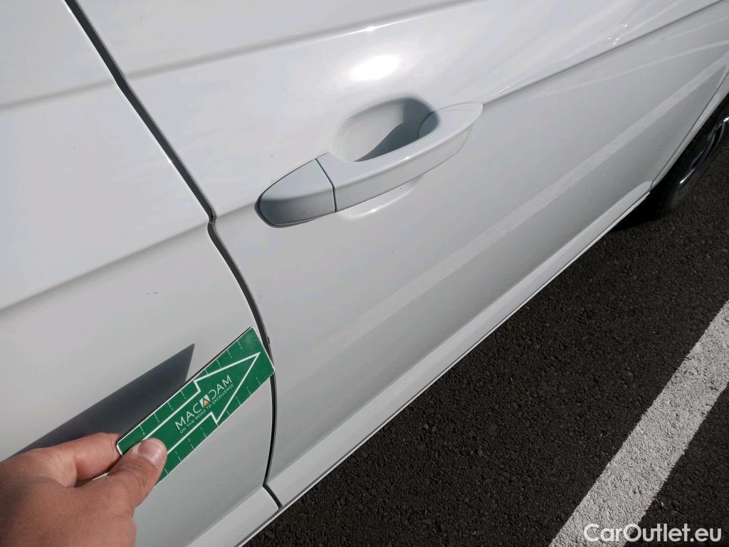  Volkswagen  Polo VOLKSWAGEN  / 2021 / 5P / berlina con portón Life 1.0 TSI 70kW (95CV) #16