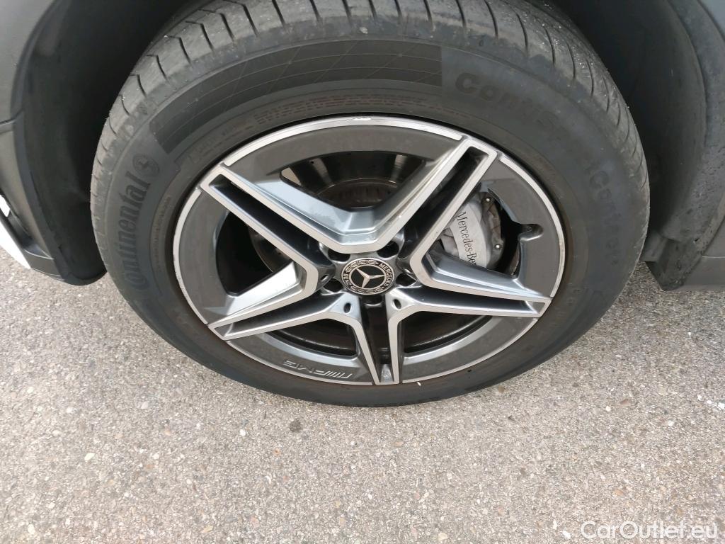  Mercedes  G-Klasee MERCEDES-BENZ GLC Coupé / 2019 / 5P / coupé GLC 300 de 4MATIC #1