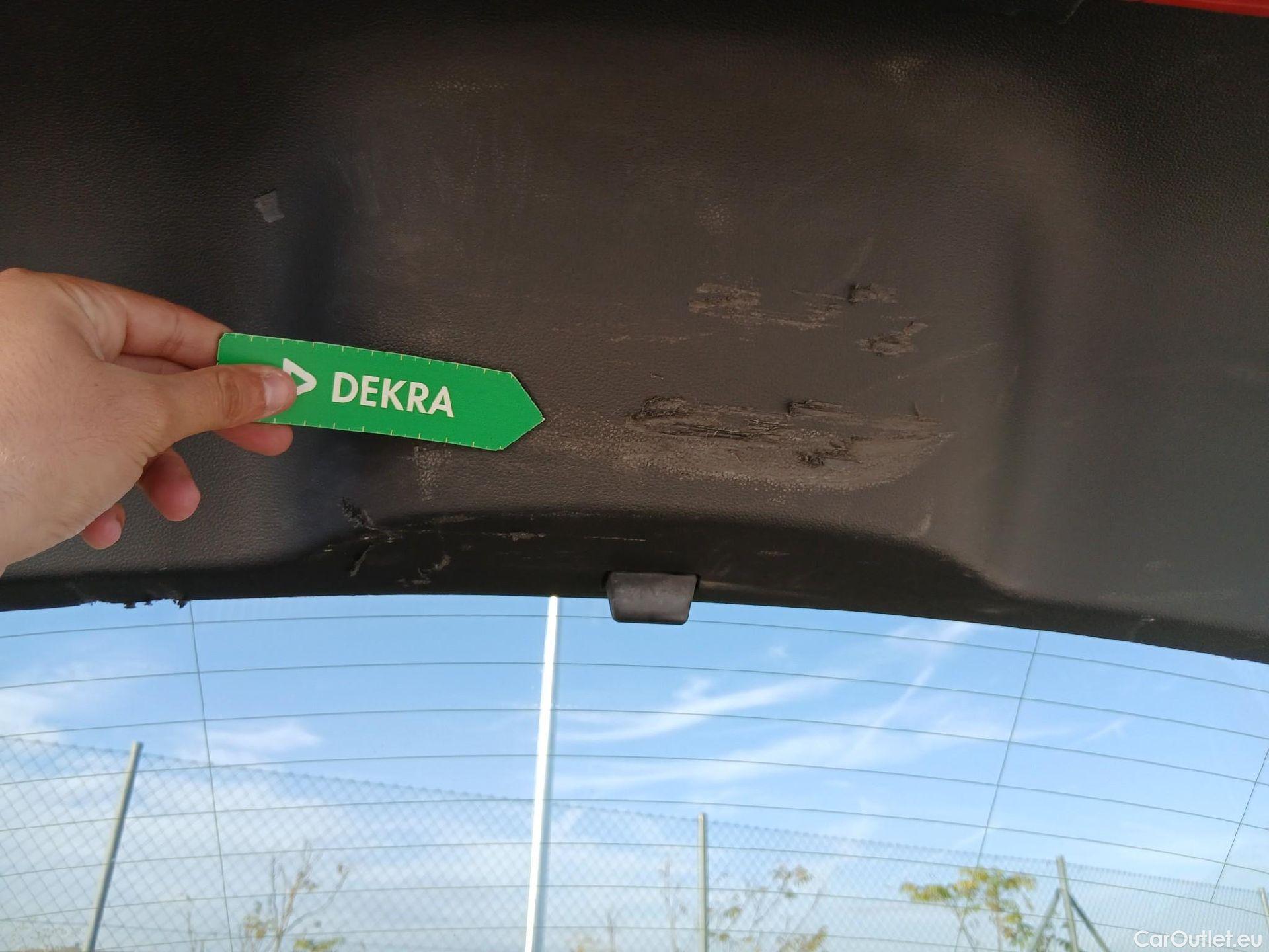  Volkswagen  T-ROC VOLKSWAGEN  / 2017 / 5P / todoterreno Advance 2.0 TDI 110kW (150CV) DSG (AC2) #11