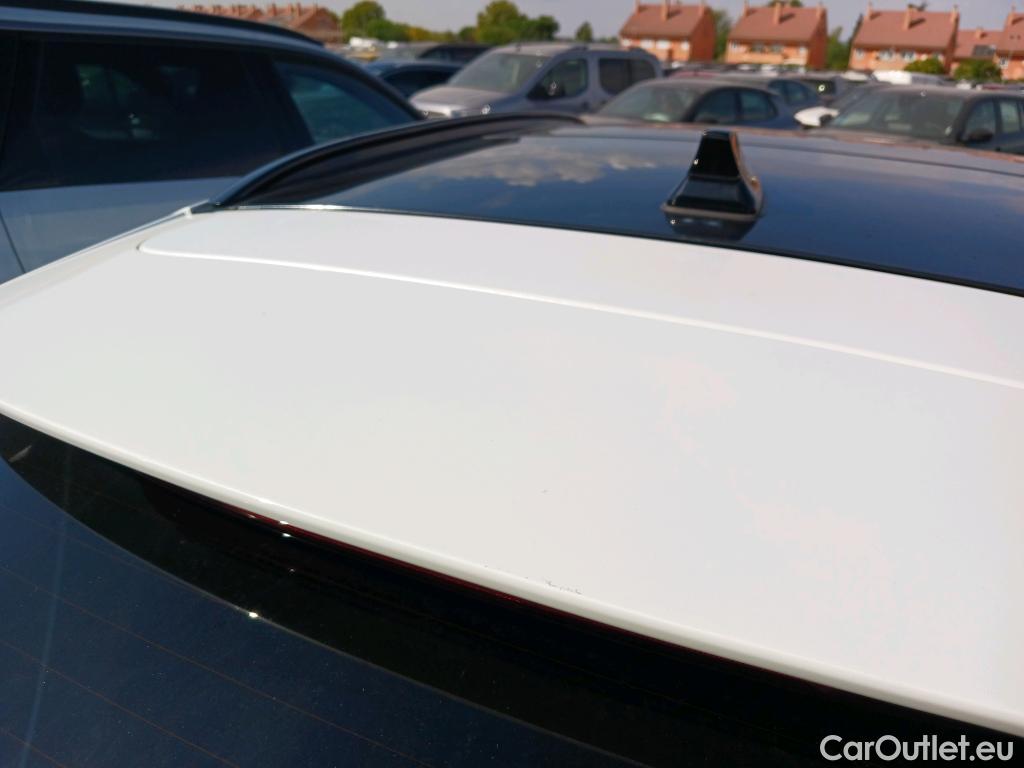  KIA  XCeed KIA  / 2022 / 5P / todoterreno 1.5 MHEV GT-line 118kW (160CV) DCT #4